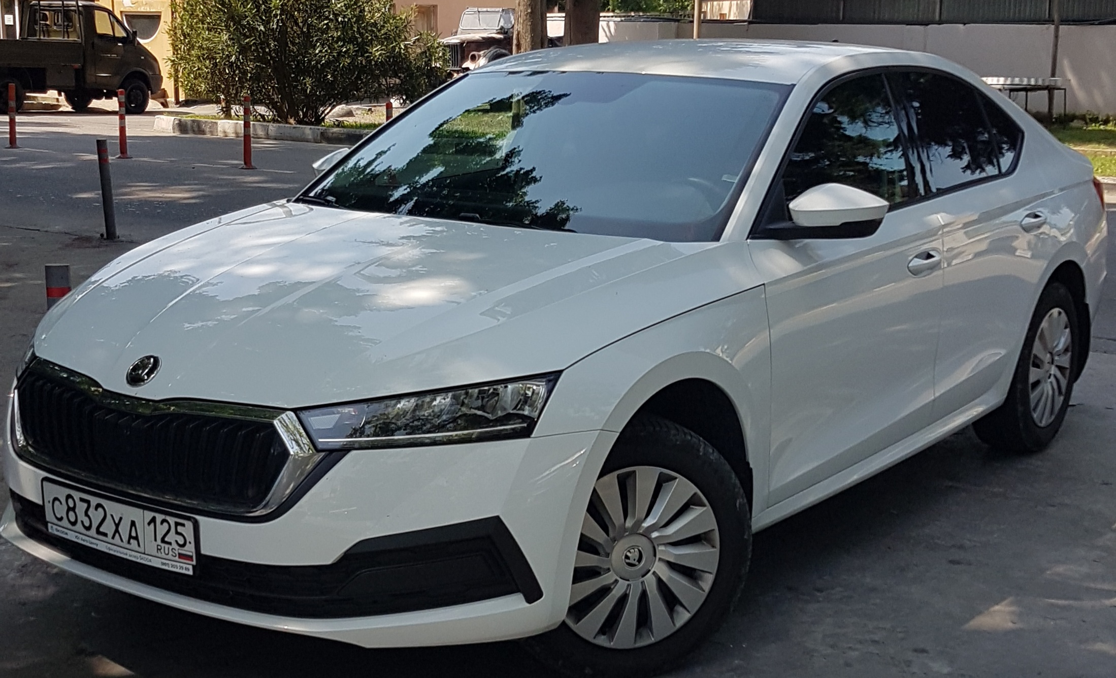 IMG_996C58-3DB8A8-600BFD-47985F-8945B3-493EF1